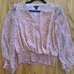 Beautiful Romantic Halogen Printed Blouse with Button Closure Size M